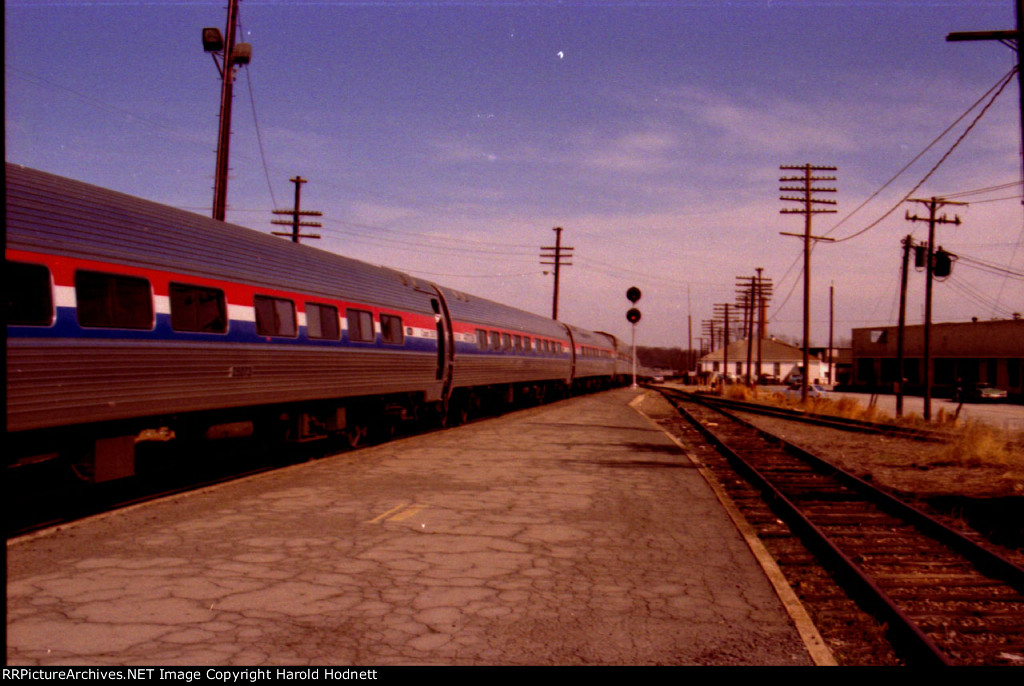 The northbound Silver Star departs Seaboard Station